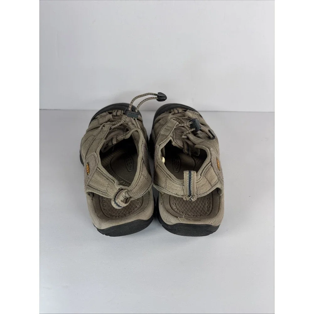 Keen Newport H2 Sandals Mens Size 11 Water Hiking Hybrid Gorpcore Slip On